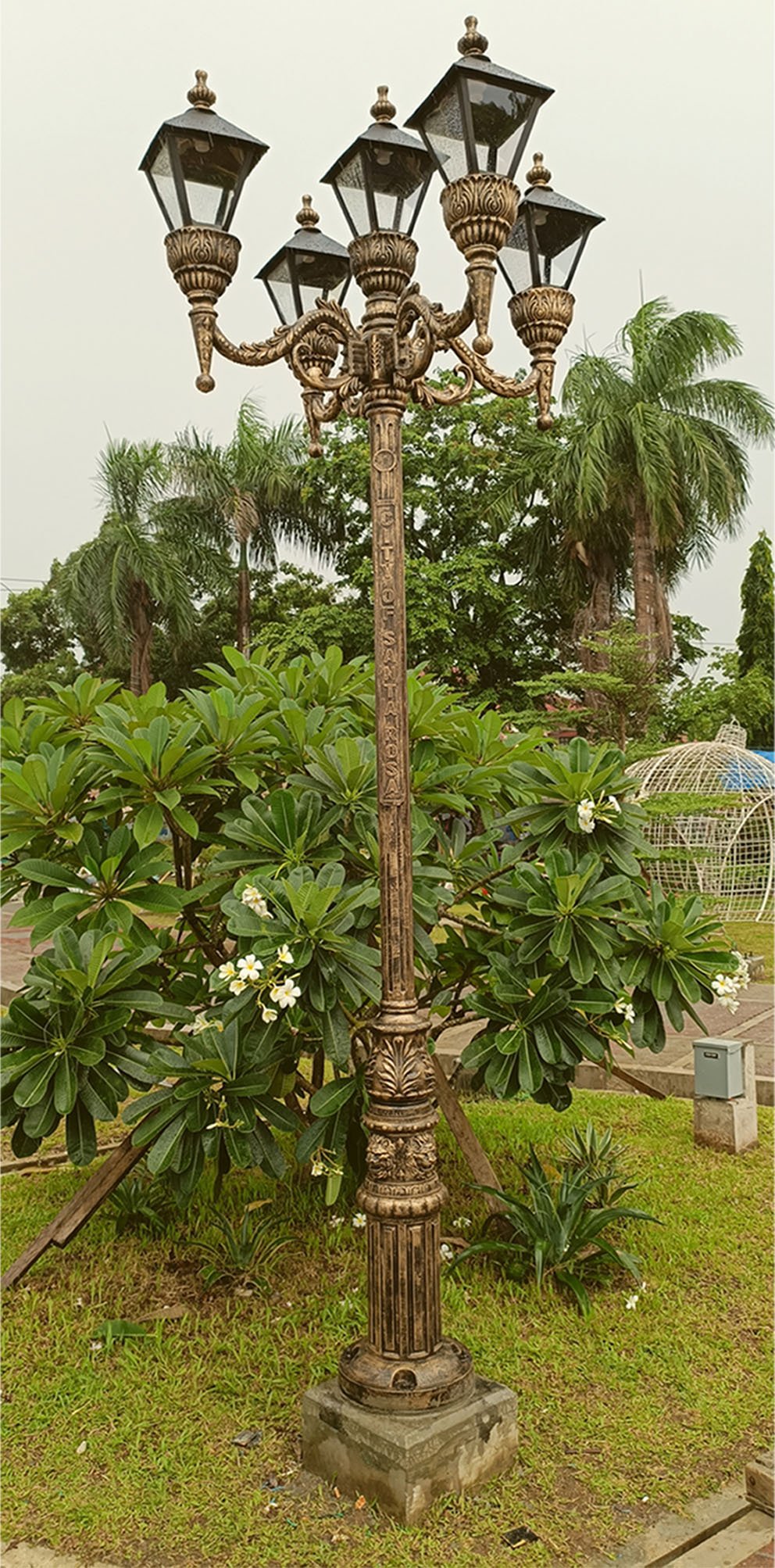 Lamp Post Design 3